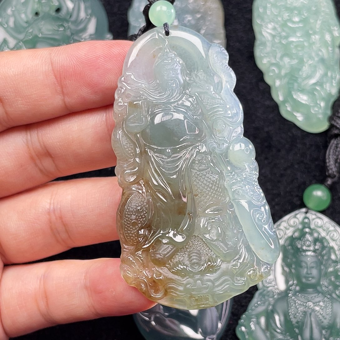 翡翠未镶嵌颈饰6，