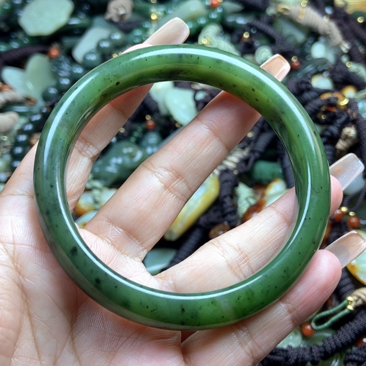 和田玉颈饰未镶嵌61