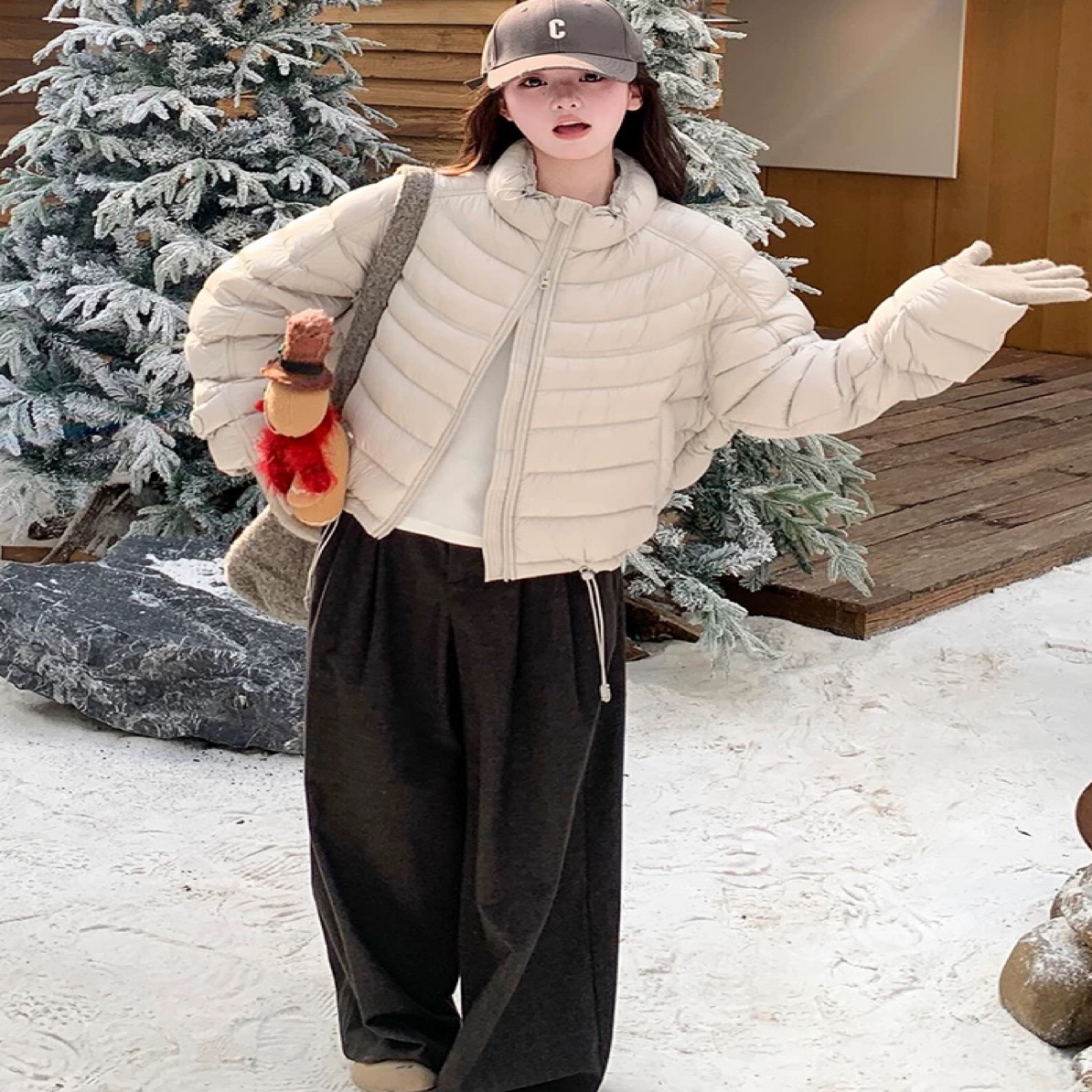 现货排骨羽绒服冬季轻薄女2025新款宽松立领超好看短款小个子外套