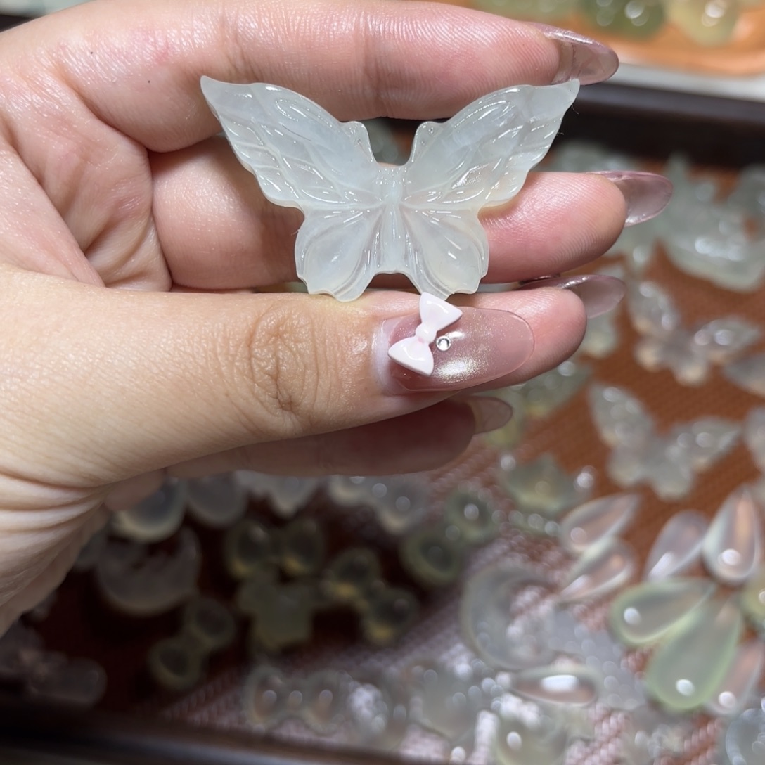 合金蛇纹石玉颈饰