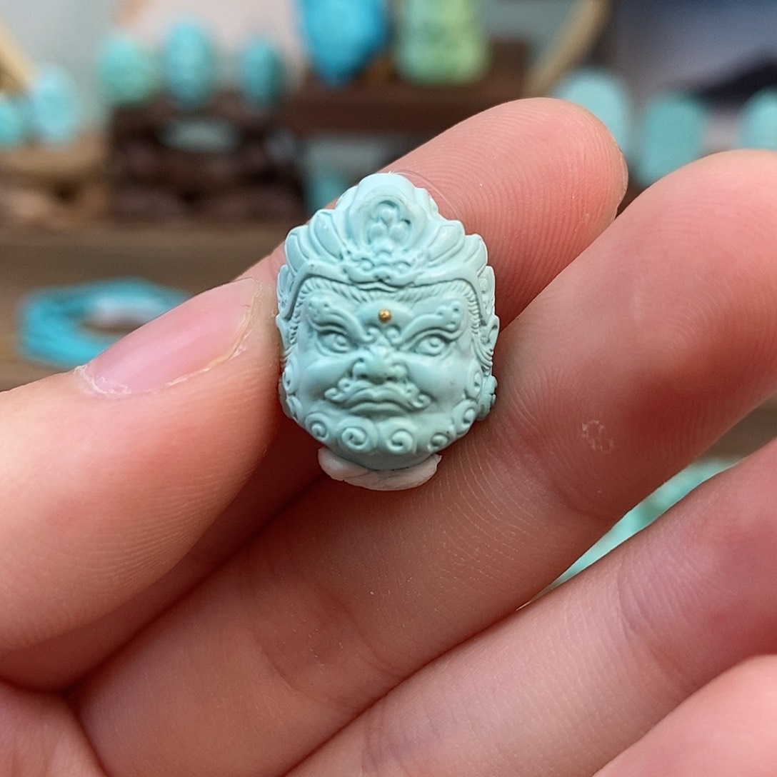 绿松石雕刻未镶嵌