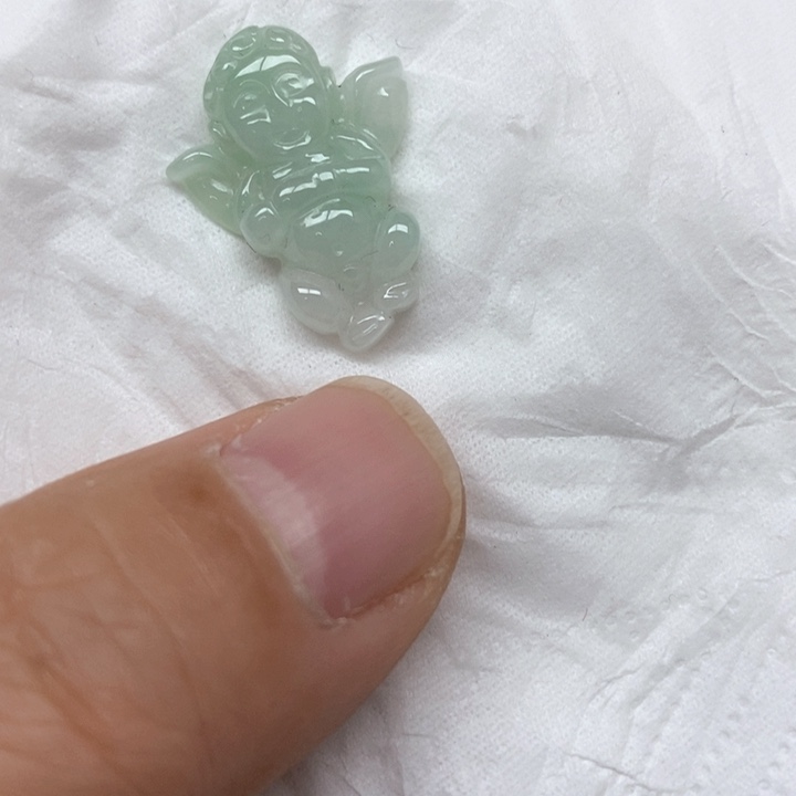 翡翠未镶嵌颈饰新店开业优惠多多