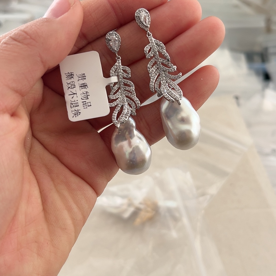 淡水珍珠耳饰合金