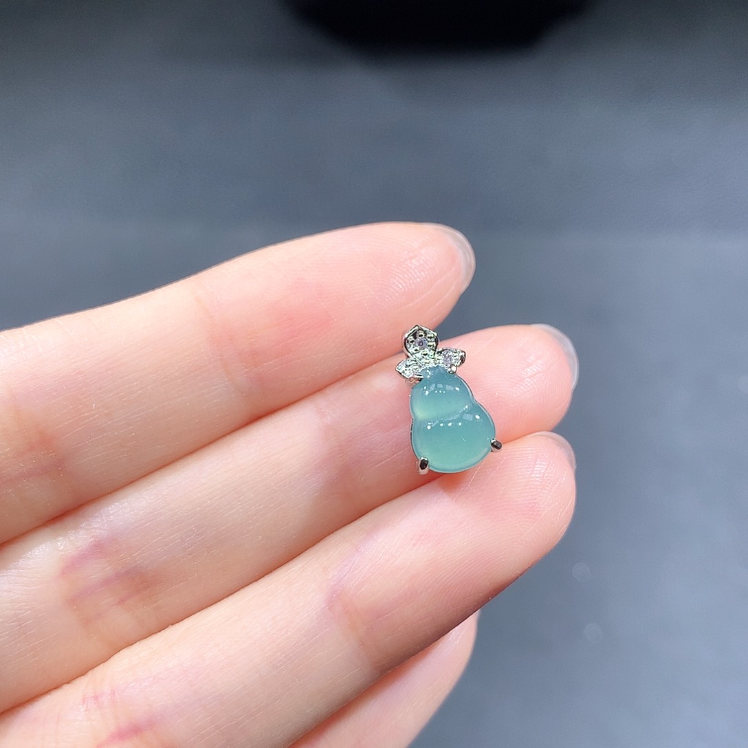 未镶嵌戒指翡翠翡翠