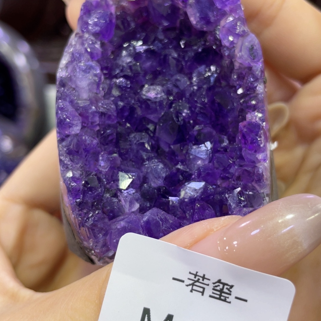 未镶嵌紫晶大型摆件（非配饰）乌拉圭紫水晶摆件m417