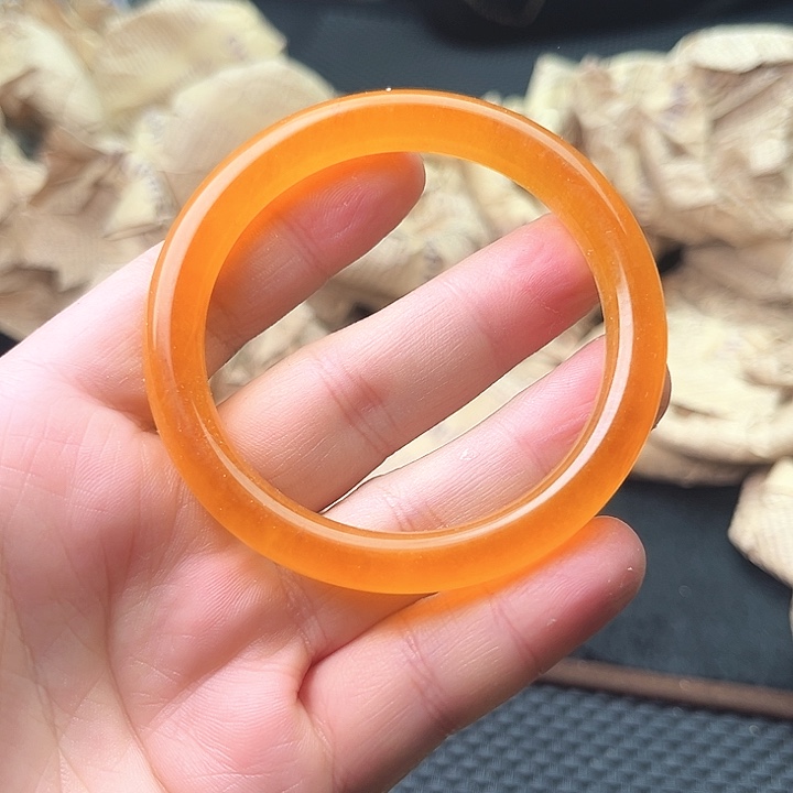 翡翠颈饰未镶嵌56啊啊