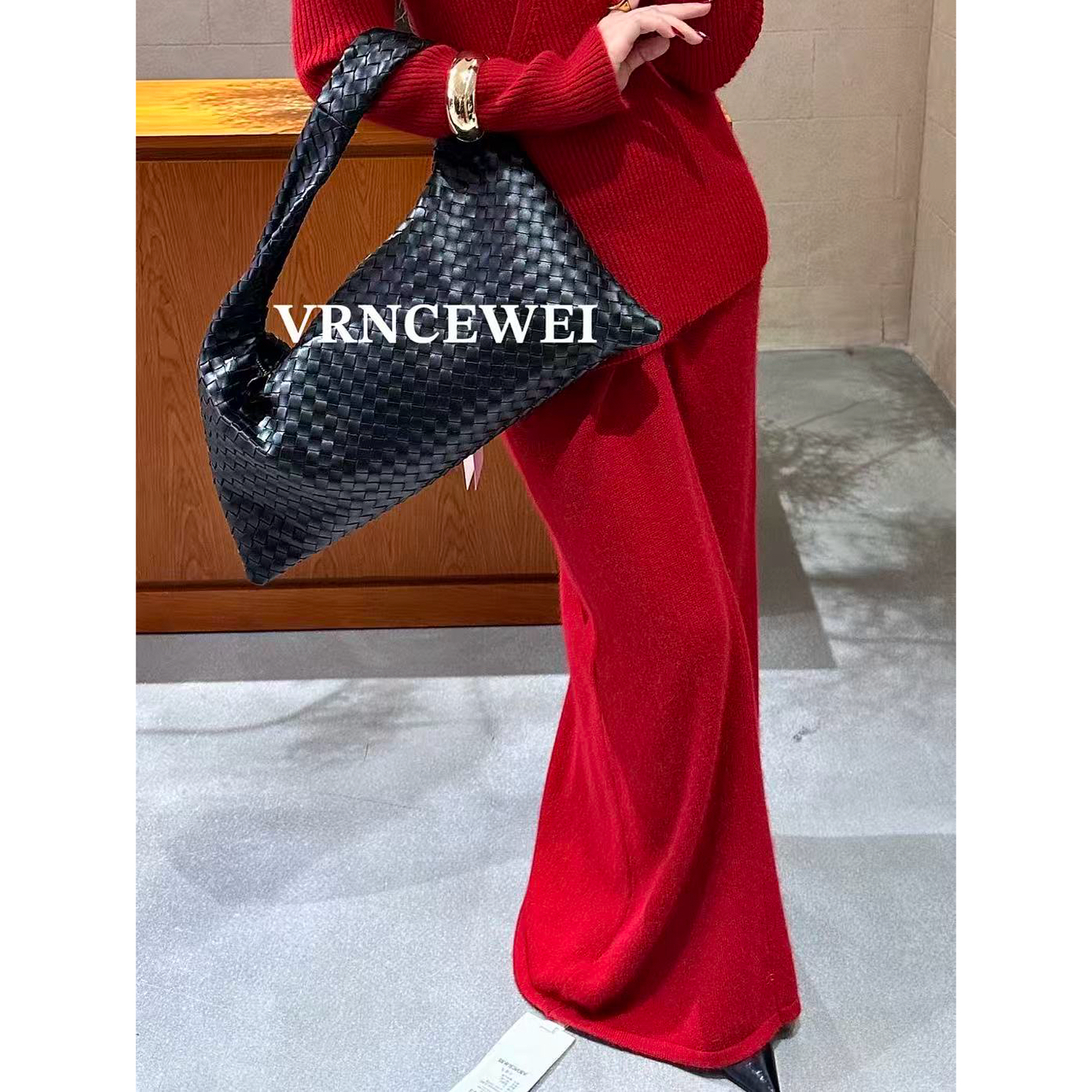 爱唯依（F）-意式优雅！绑带高级针织纯色半身裙（657R5172#）VRNCEWEI