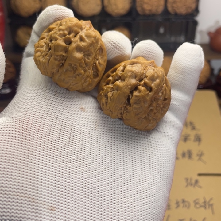 吊坠文玩核桃文玩核桃蛤蟆头
