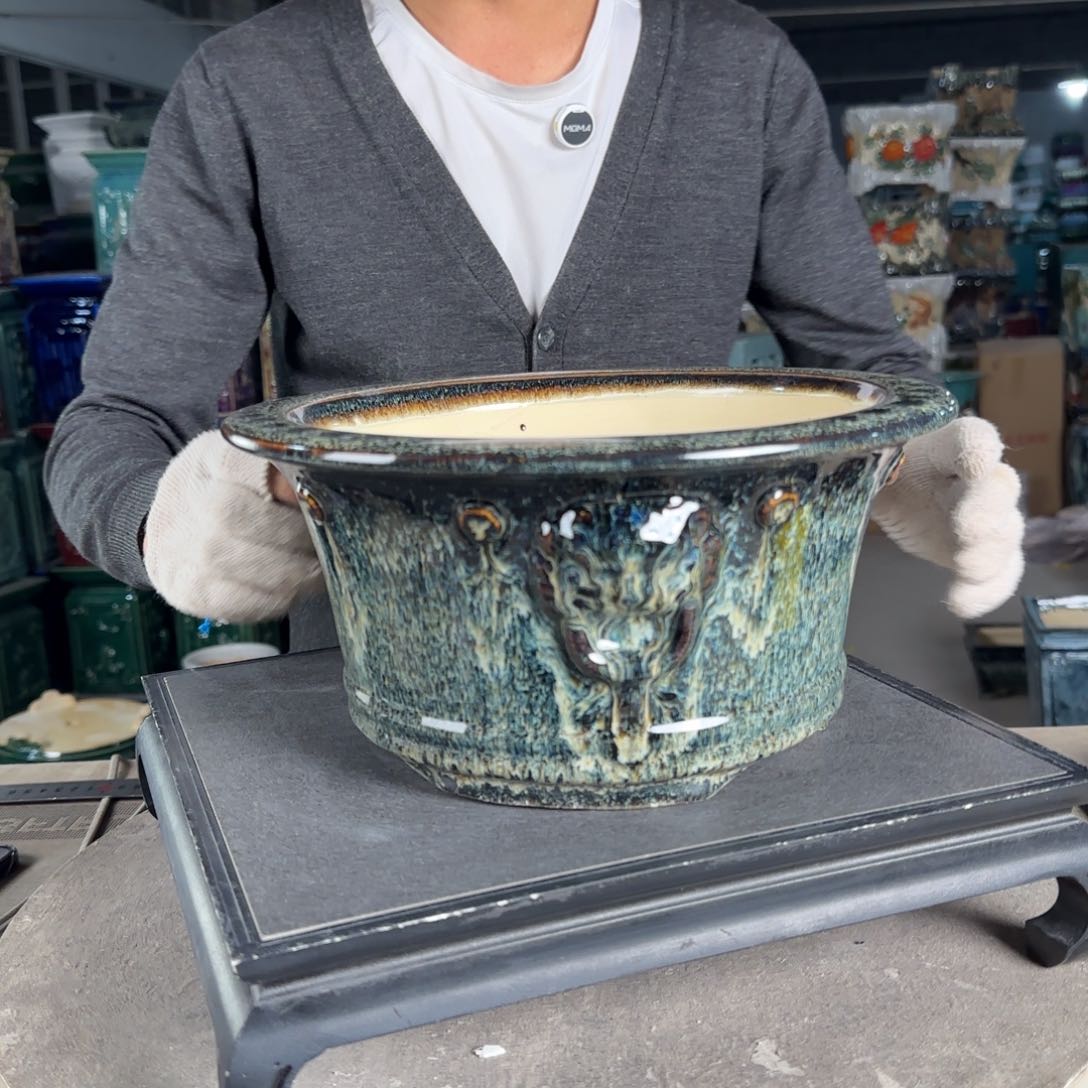 一风堂石湾花盆。