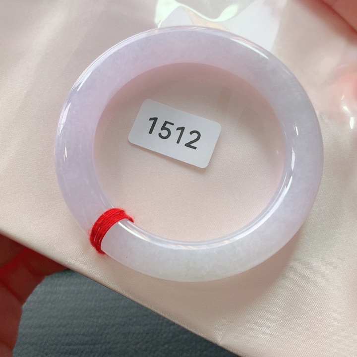 翡翠手镯未镶嵌天然翡翠手镯01