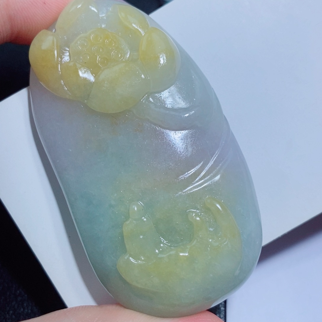 定制翡翠未镶嵌吊坠
