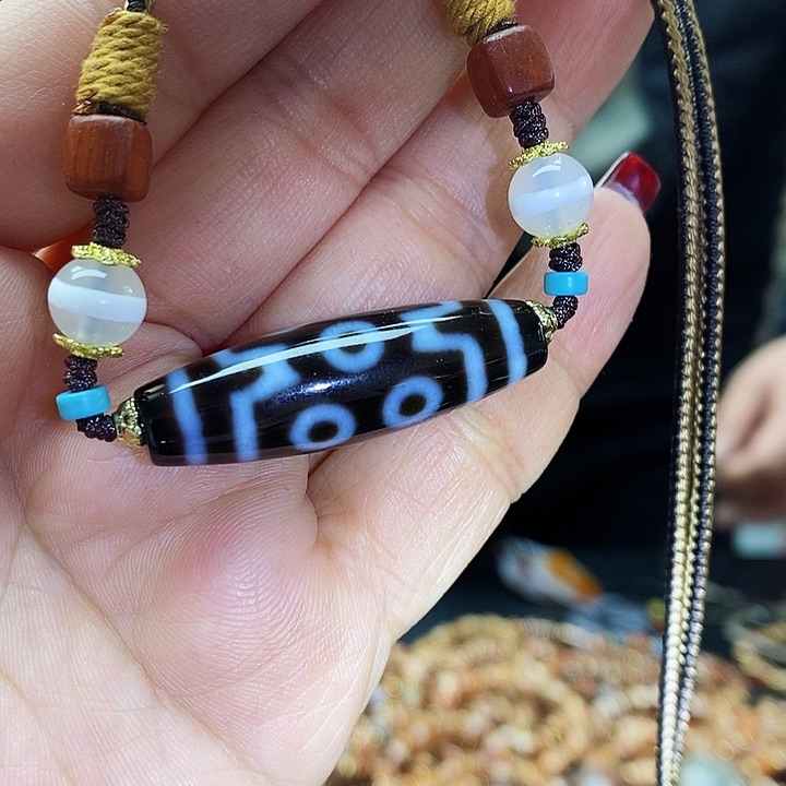 玛瑙/玉髓颈饰合金