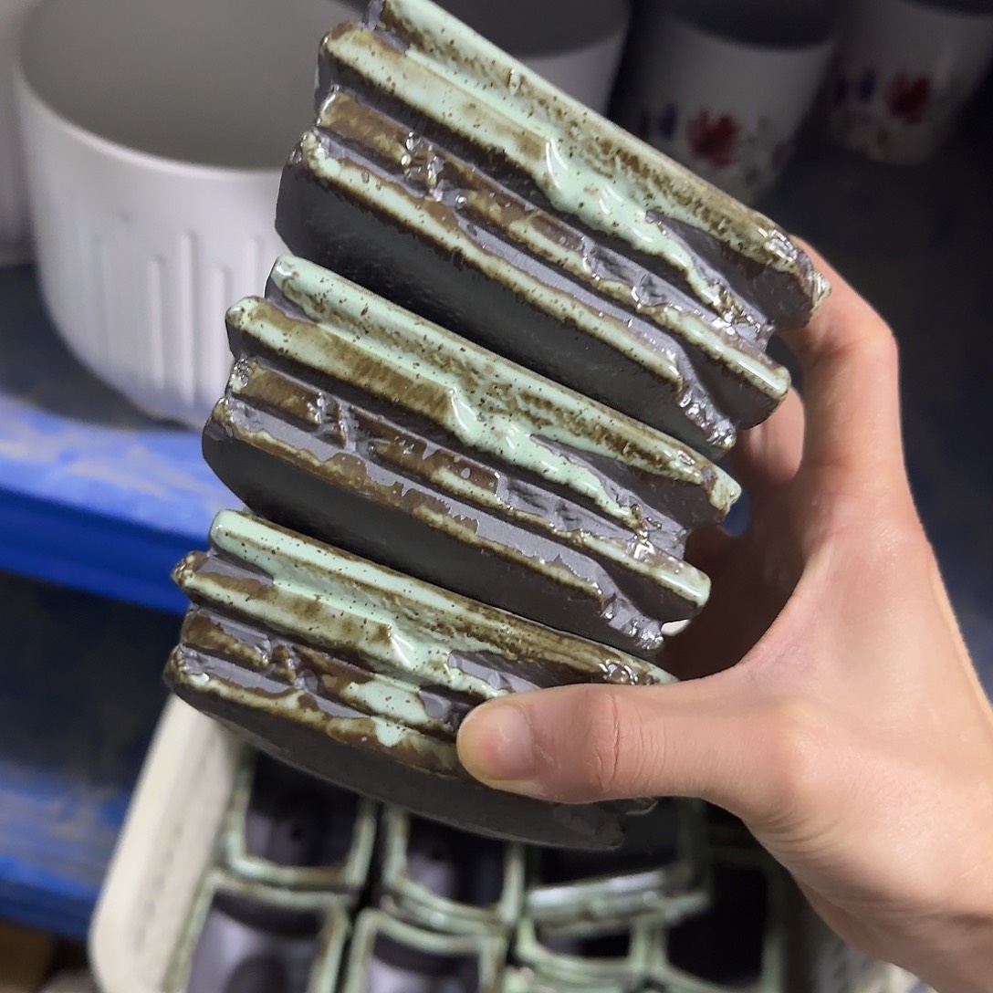 3个：全场尾货处理满15元发：3052