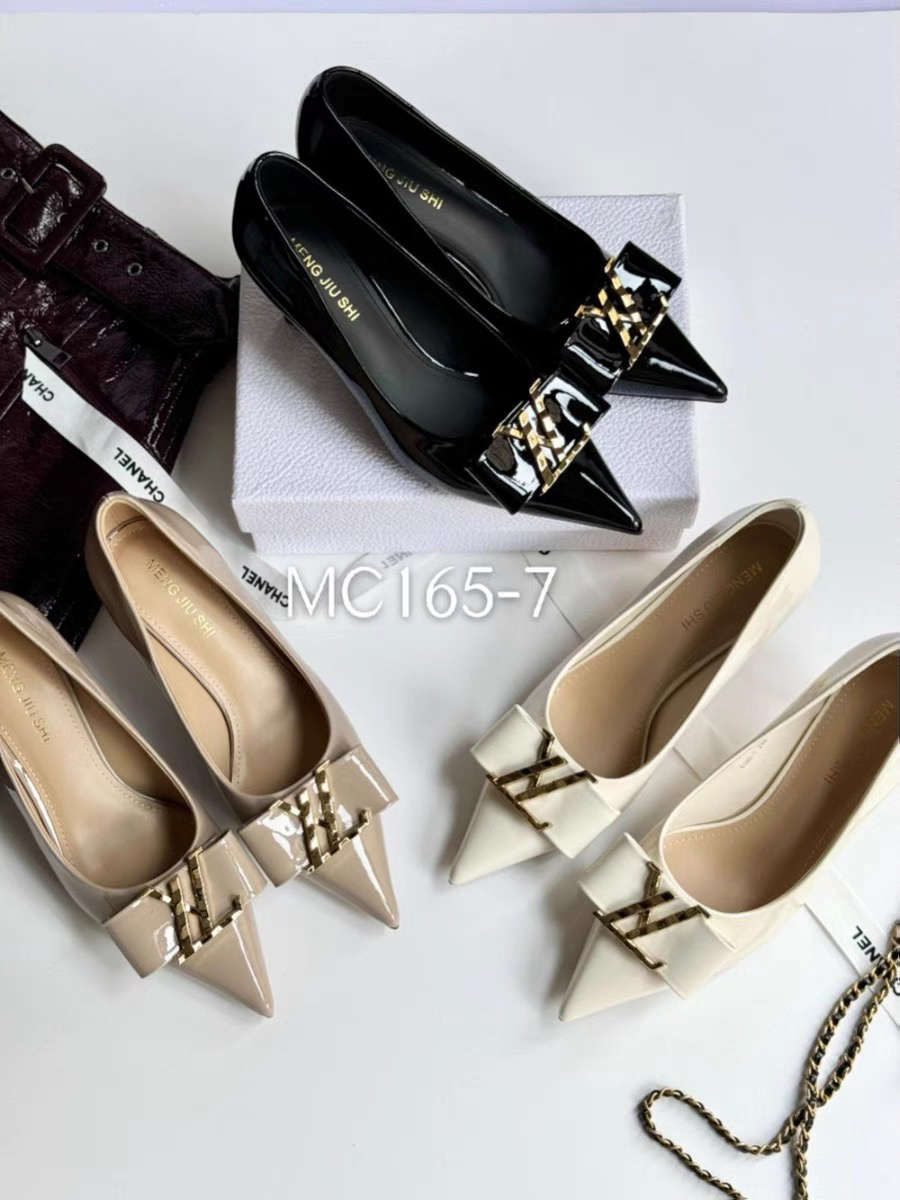 漆皮高跟鞋2025春季法式新款细跟浅口甜美风软皮中跟单鞋女165-7