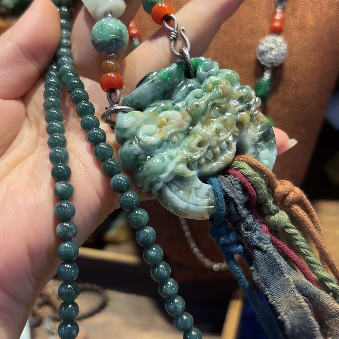 翡翠颈饰未镶嵌原创