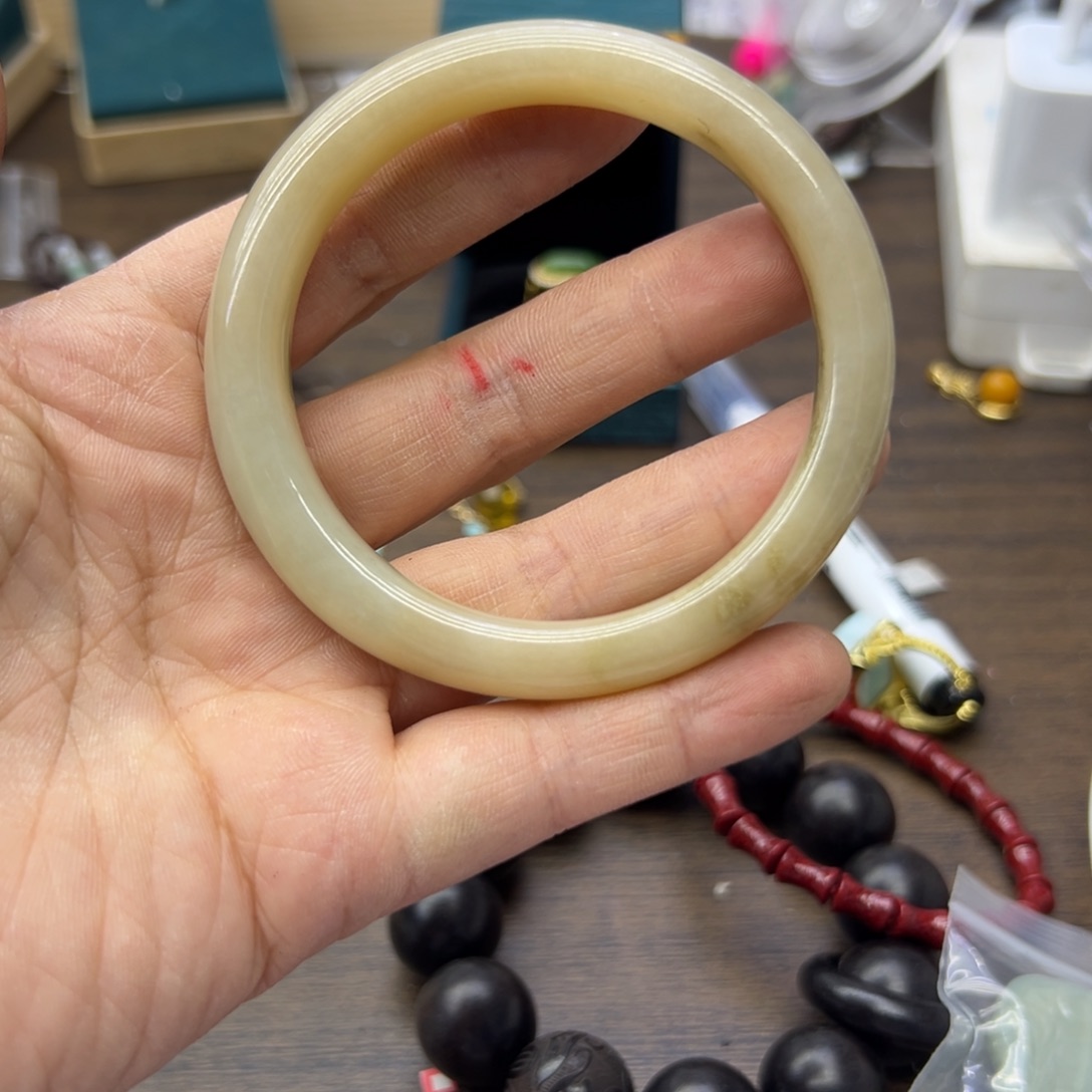 和田玉（糖玉）未镶嵌手镯60.1圈围480