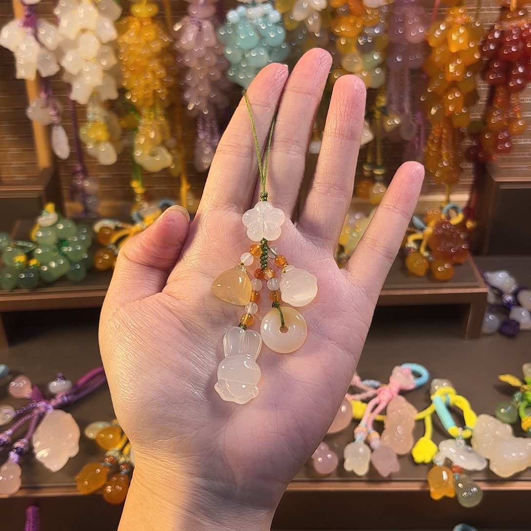 九***妹玛瑙/玉髓未镶嵌车挂手机链