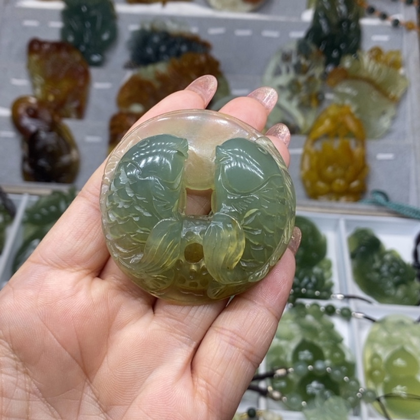 【闪购商品】蛇纹石玉颈饰未镶嵌a***意