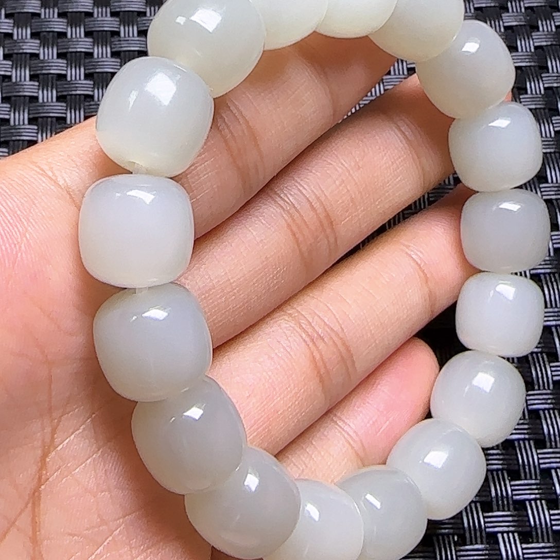 和田玉手链未镶嵌