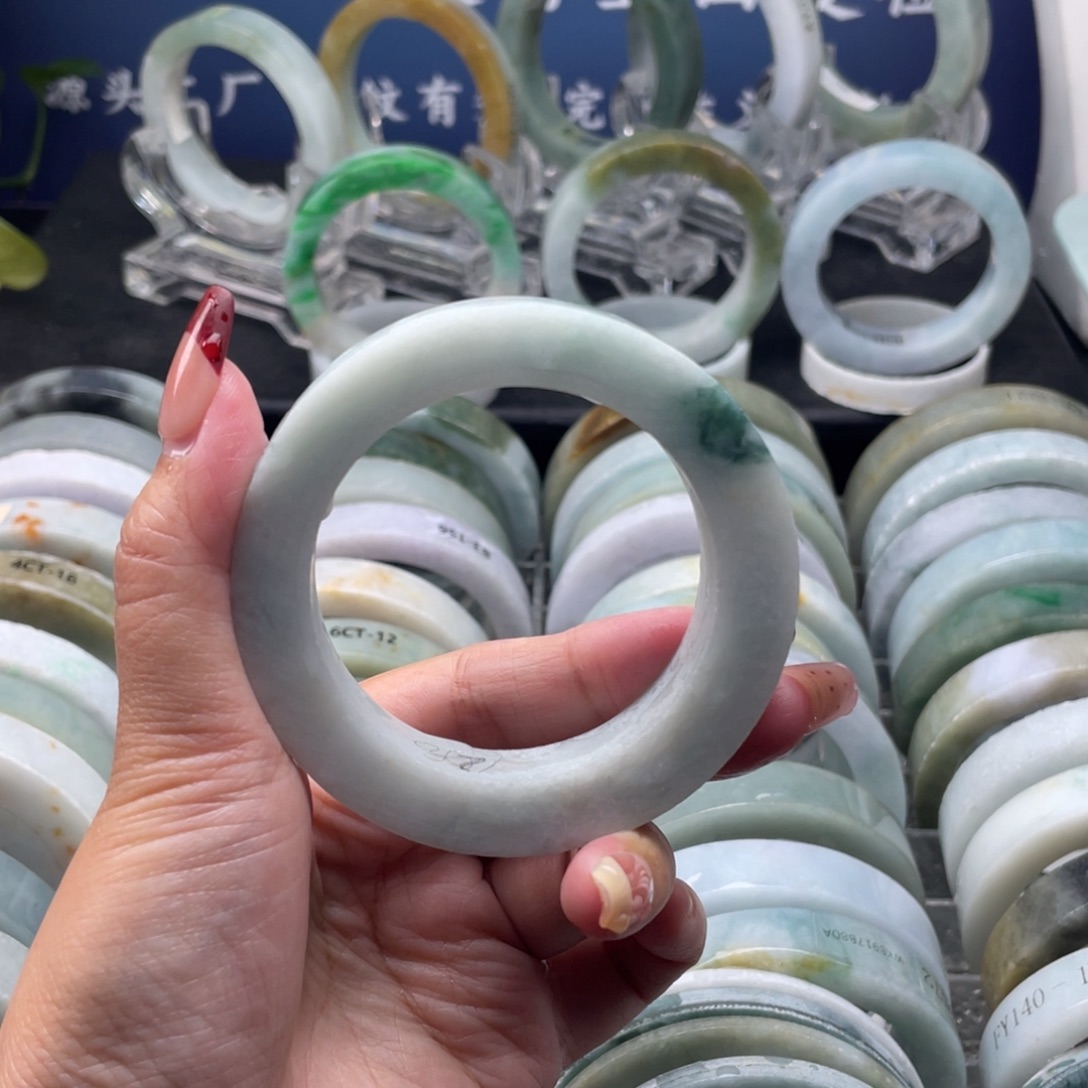 没***手定制翡翠未镶嵌翡翠手镯