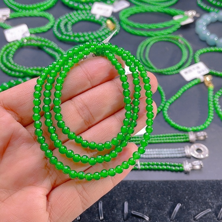 颈饰未镶嵌翡翠A货卡4