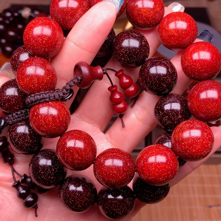 檀香紫檀（小叶紫檀）陈*生3w婷