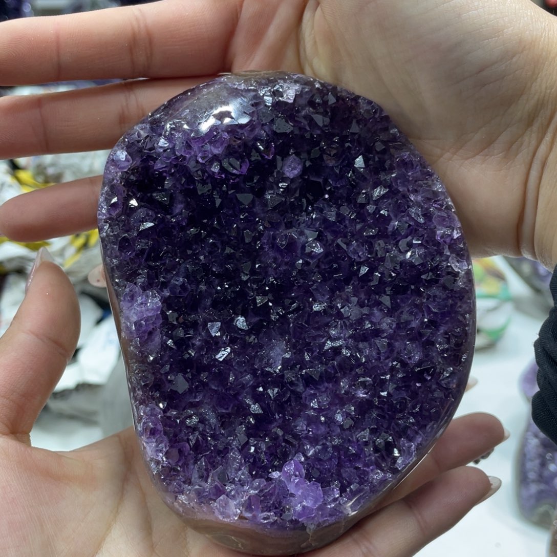 紫晶大型摆件（非配饰）未镶嵌