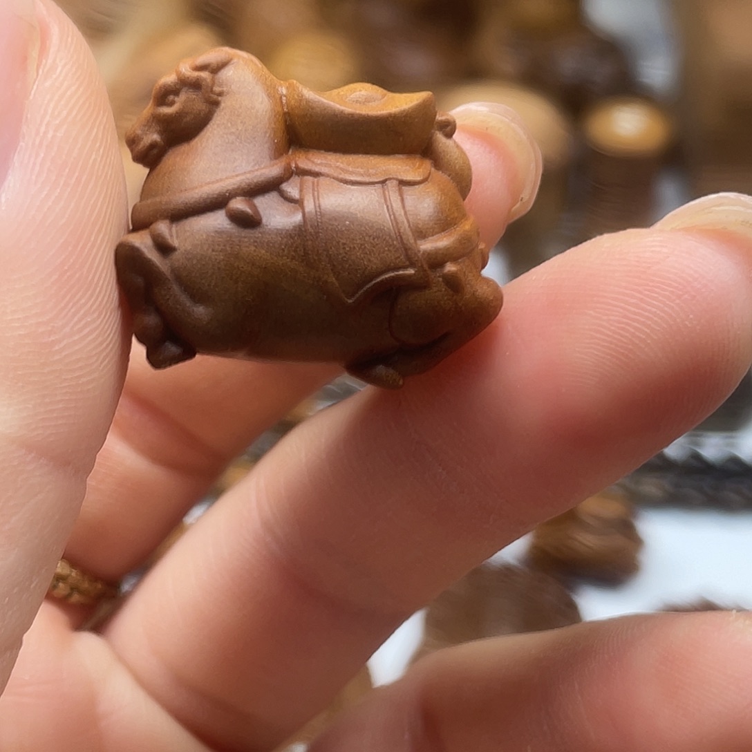 无事牌檀香木马上有钱