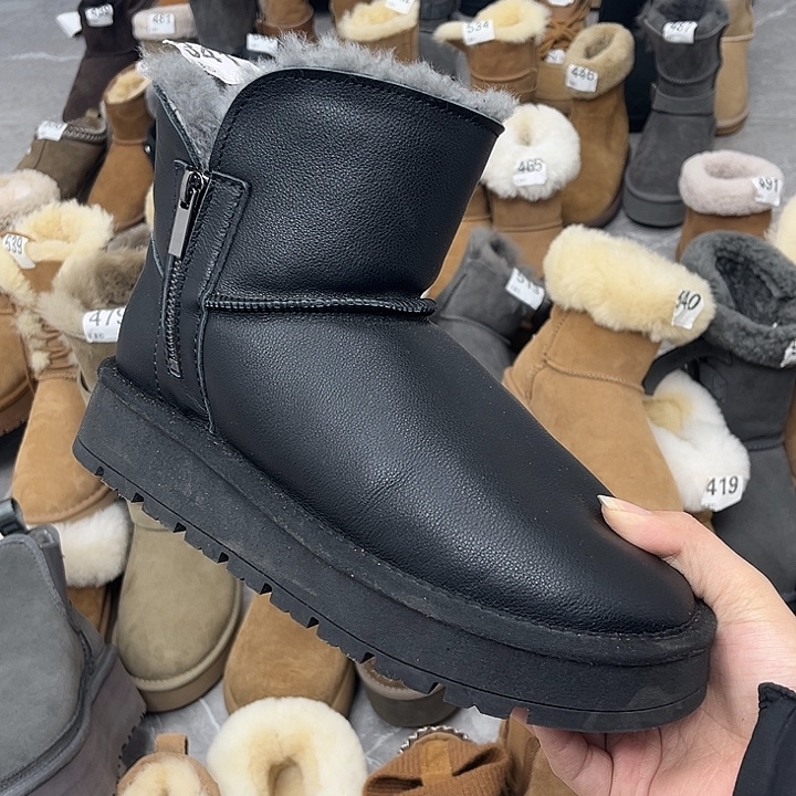 黑色皮面雪地37码数