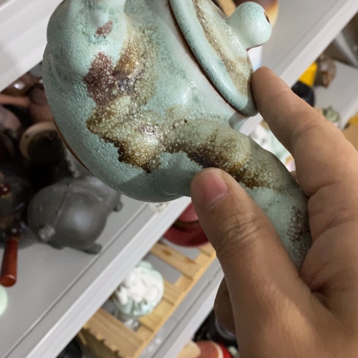 陶瓷艺术品及陶瓷壶