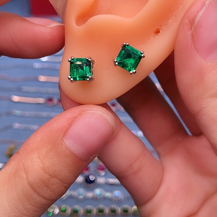 透辉石耳钉银S925镶嵌