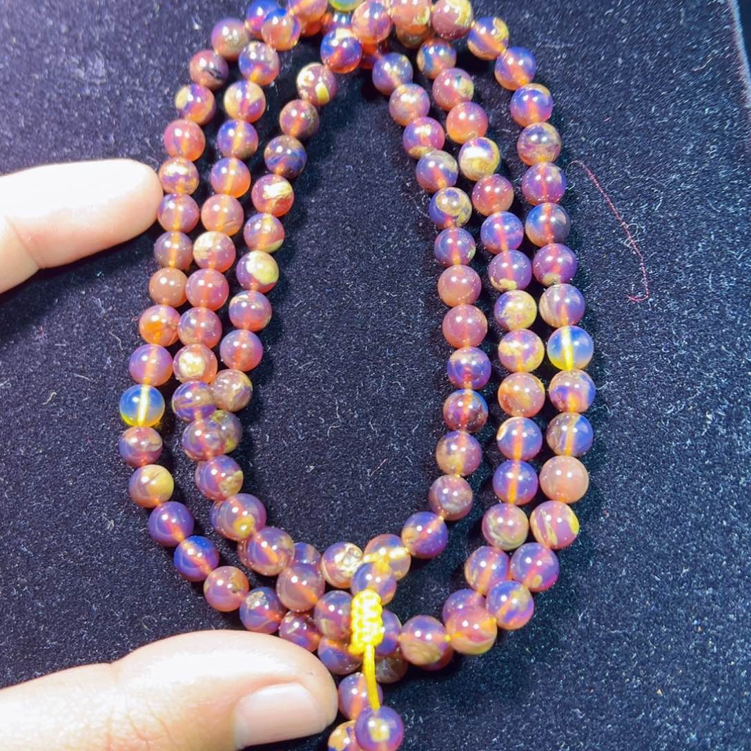 琥珀裸石未镶嵌琥珀