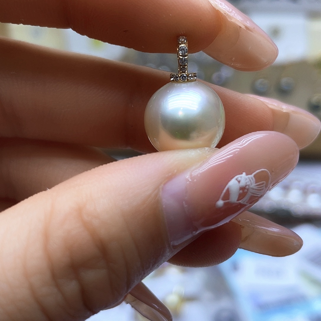 海水珍珠颈饰18K金镶嵌