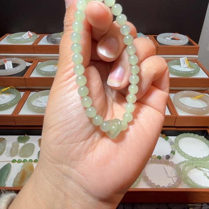 和田玉手链未镶嵌和田玉高冰爱心手串6mm