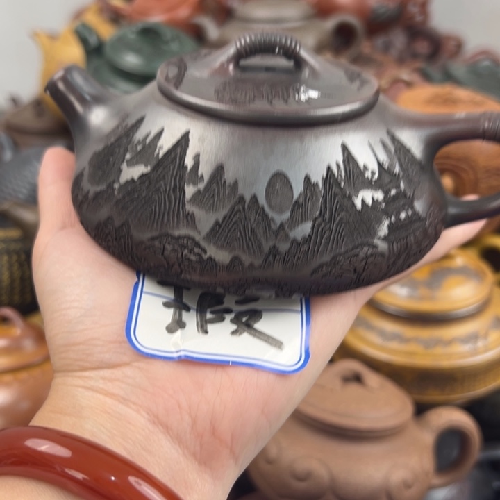 茶壶紫砂底泥没刮好