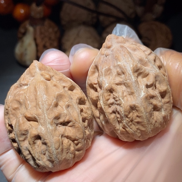 文玩核桃把件东北楸子小雪11