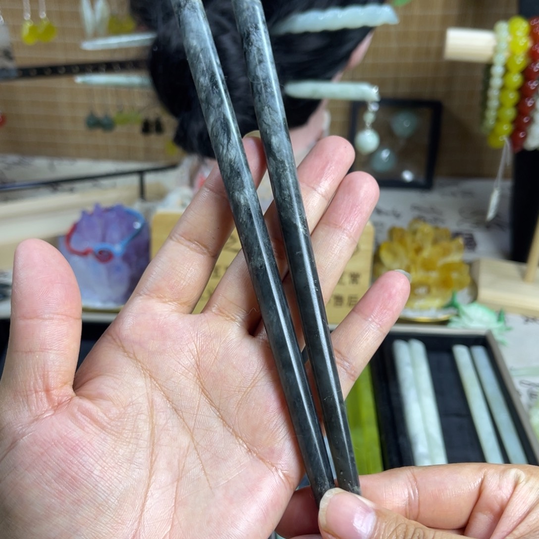 蛇纹石玉未镶嵌发饰