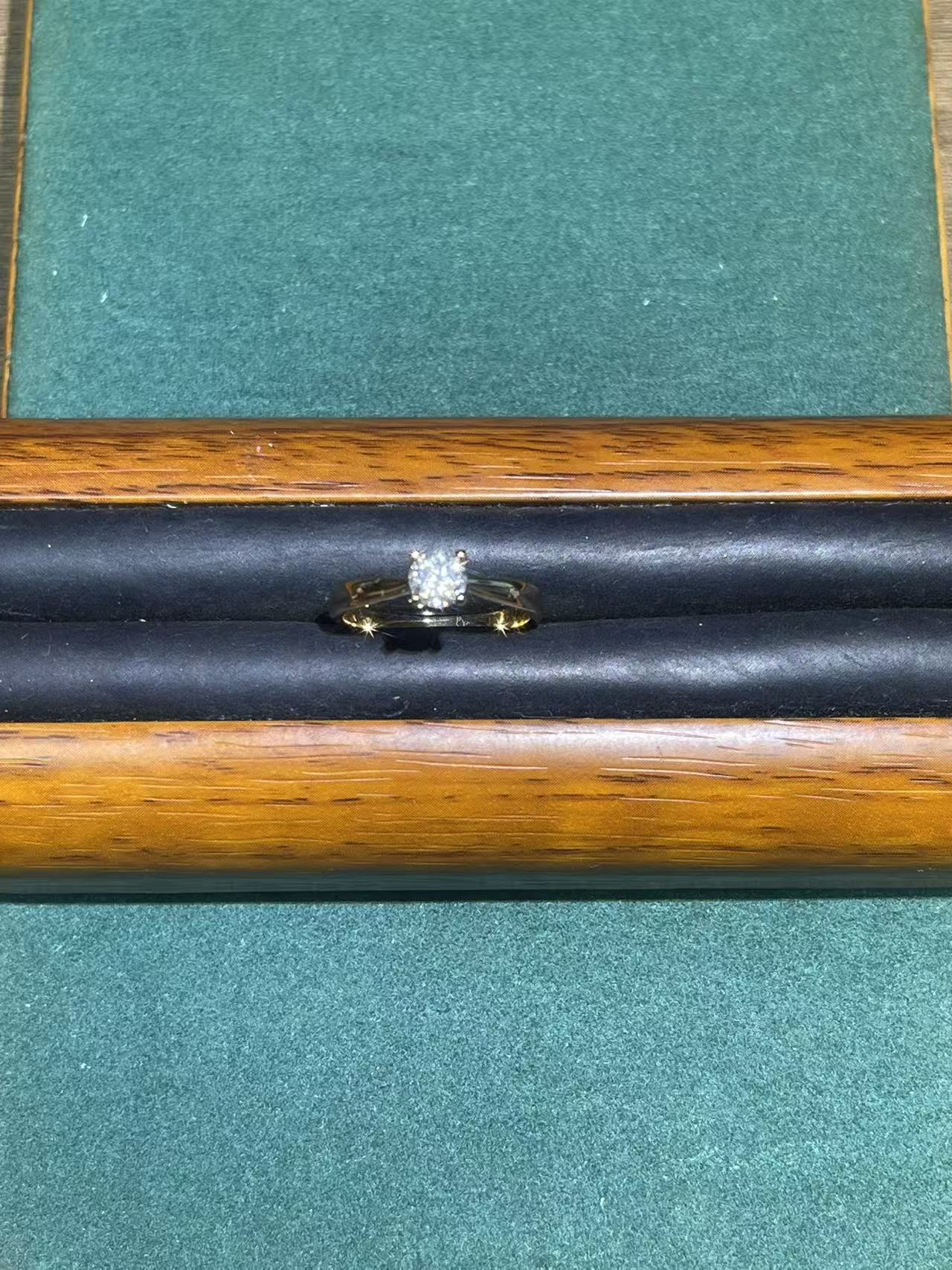 d554玫色六爪戒指多样发
