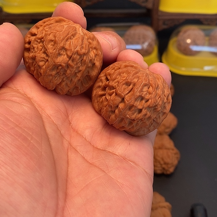 吊坠文玩核桃41.5尺，全品磨盘