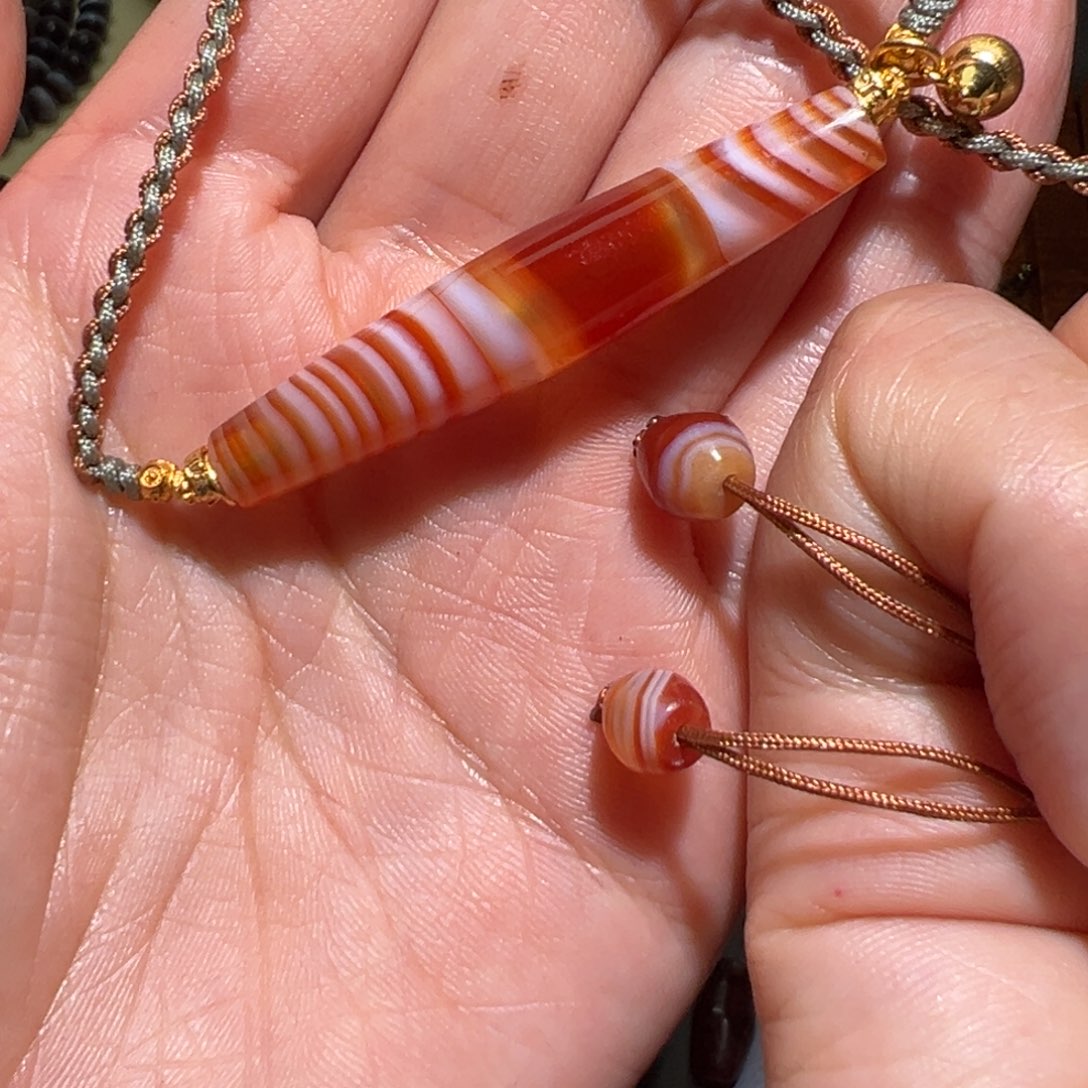 玛瑙/玉髓颈饰未镶嵌