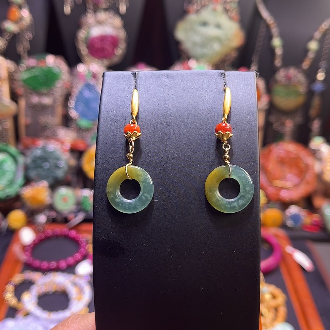 翡翠未镶嵌耳饰开播福利