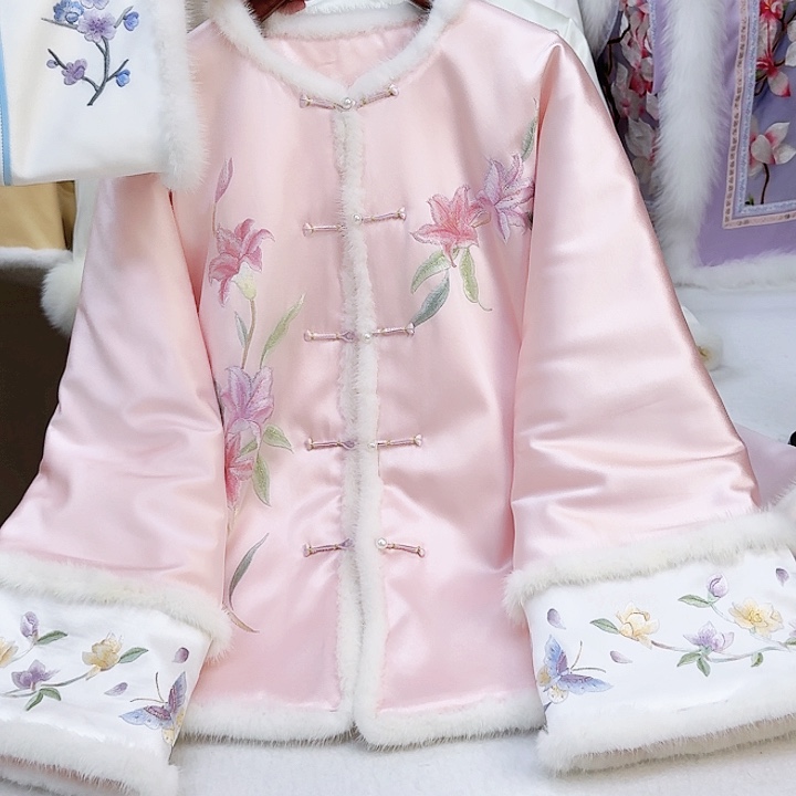 织绣真丝粉色对襟 冬款