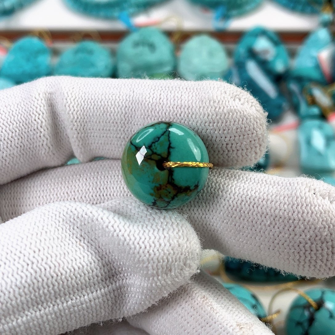 绿松石未镶嵌车挂