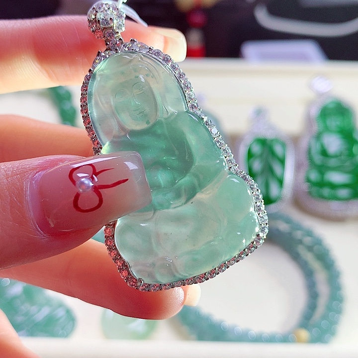 翡翠颈饰银S925镶嵌天然