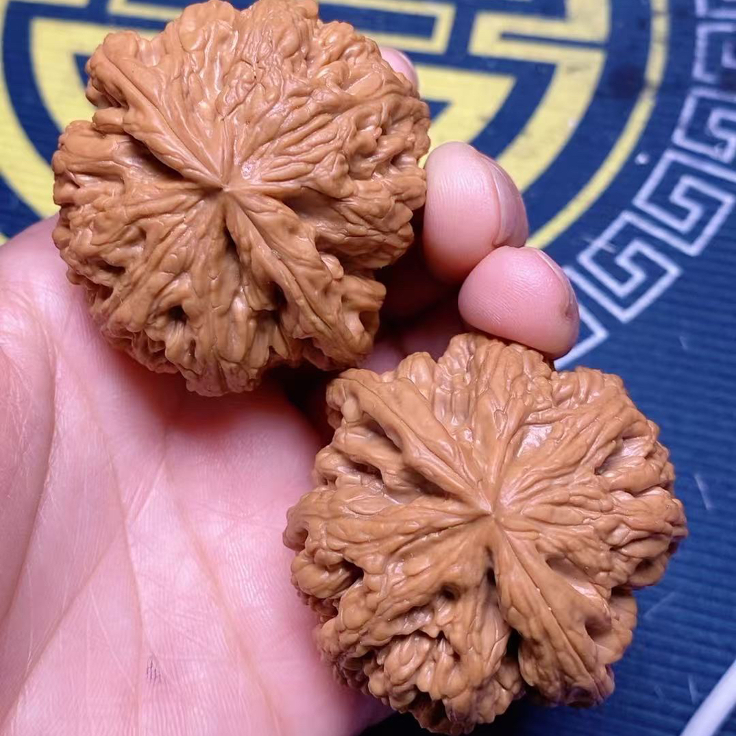 四座楼狮子头文玩核桃直播链接