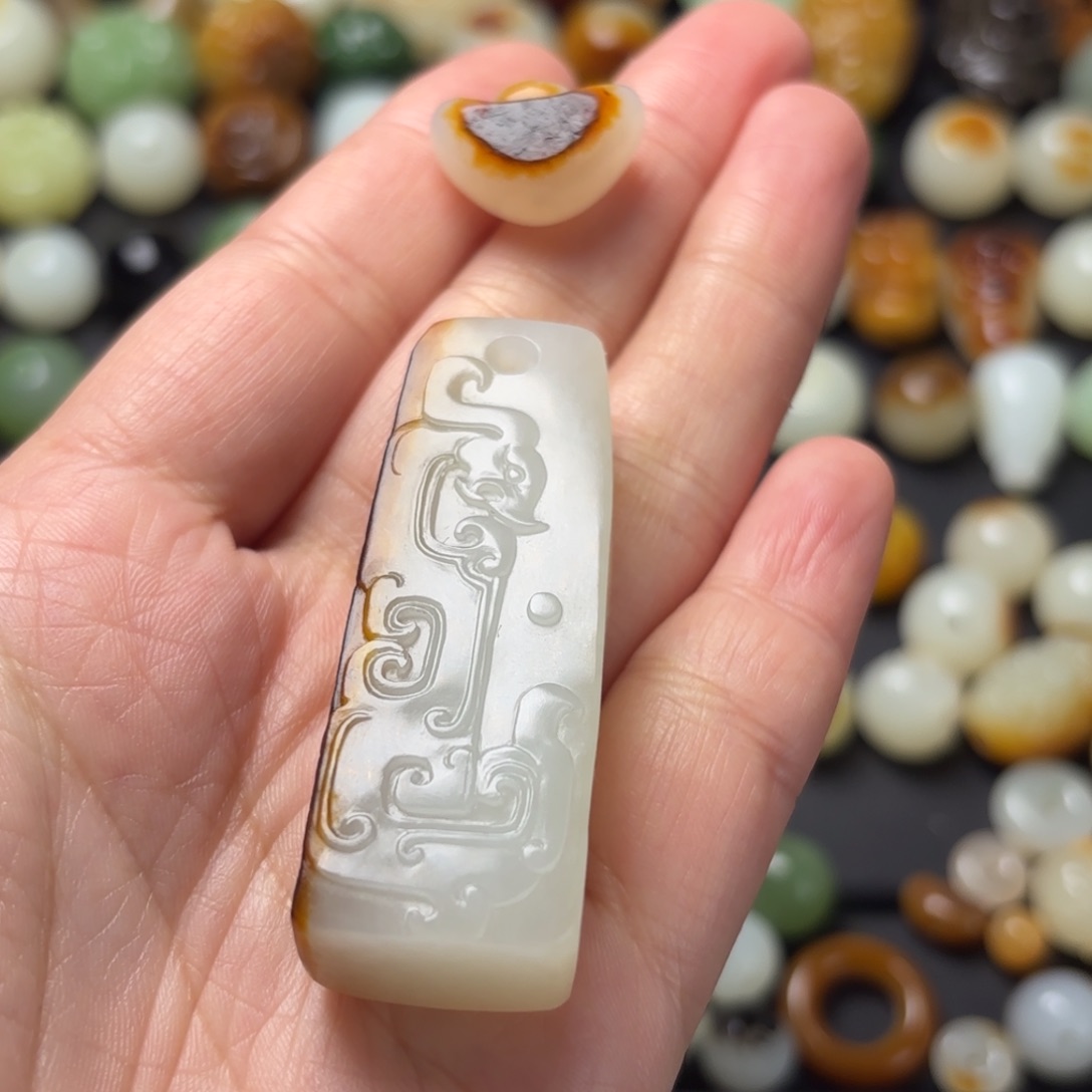 和田玉颈饰未镶嵌辛*