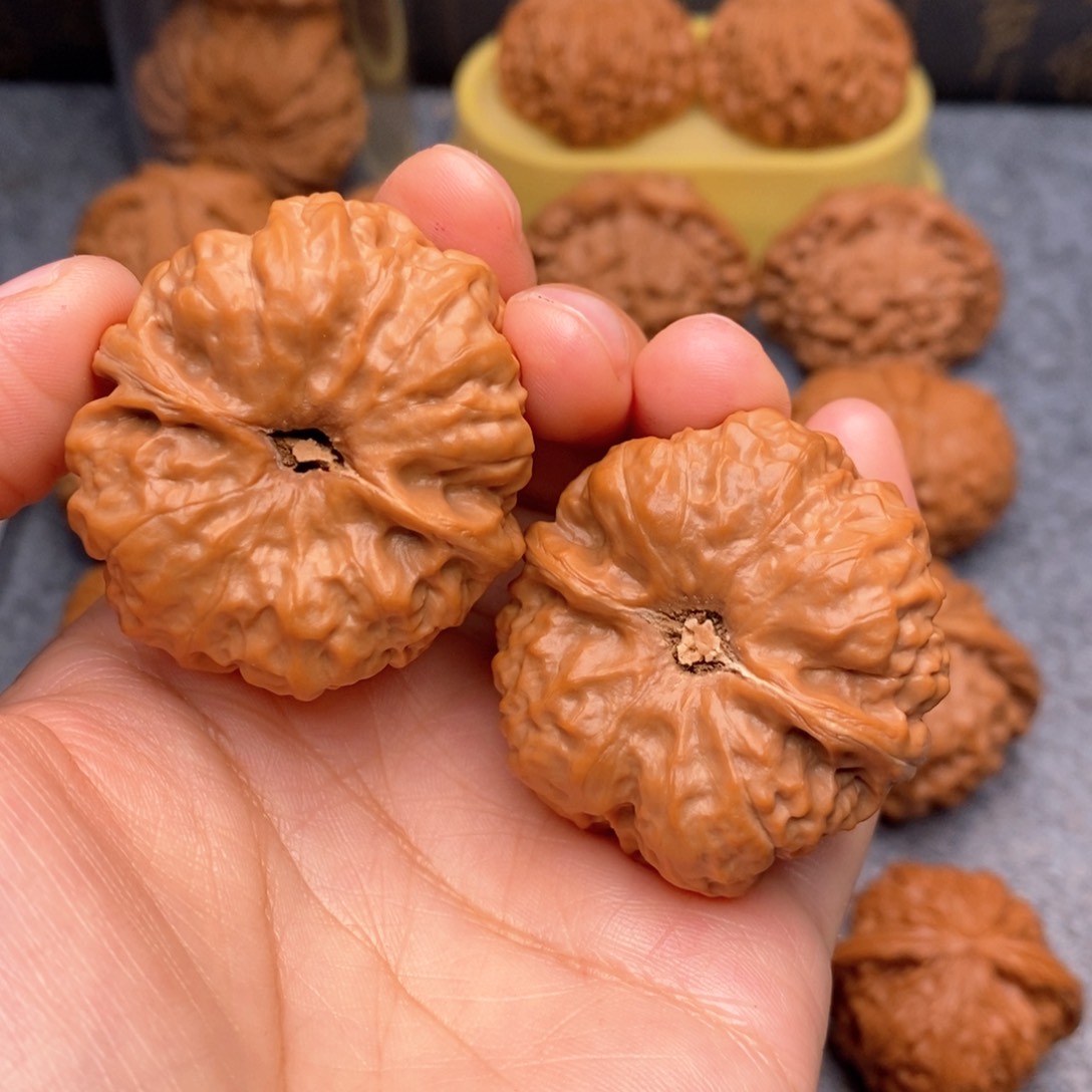 文玩核桃把件人**漫