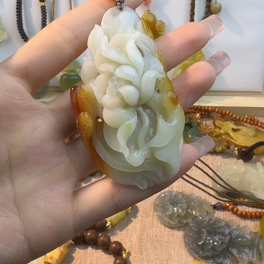 紫****蛇纹石玉合金颈饰