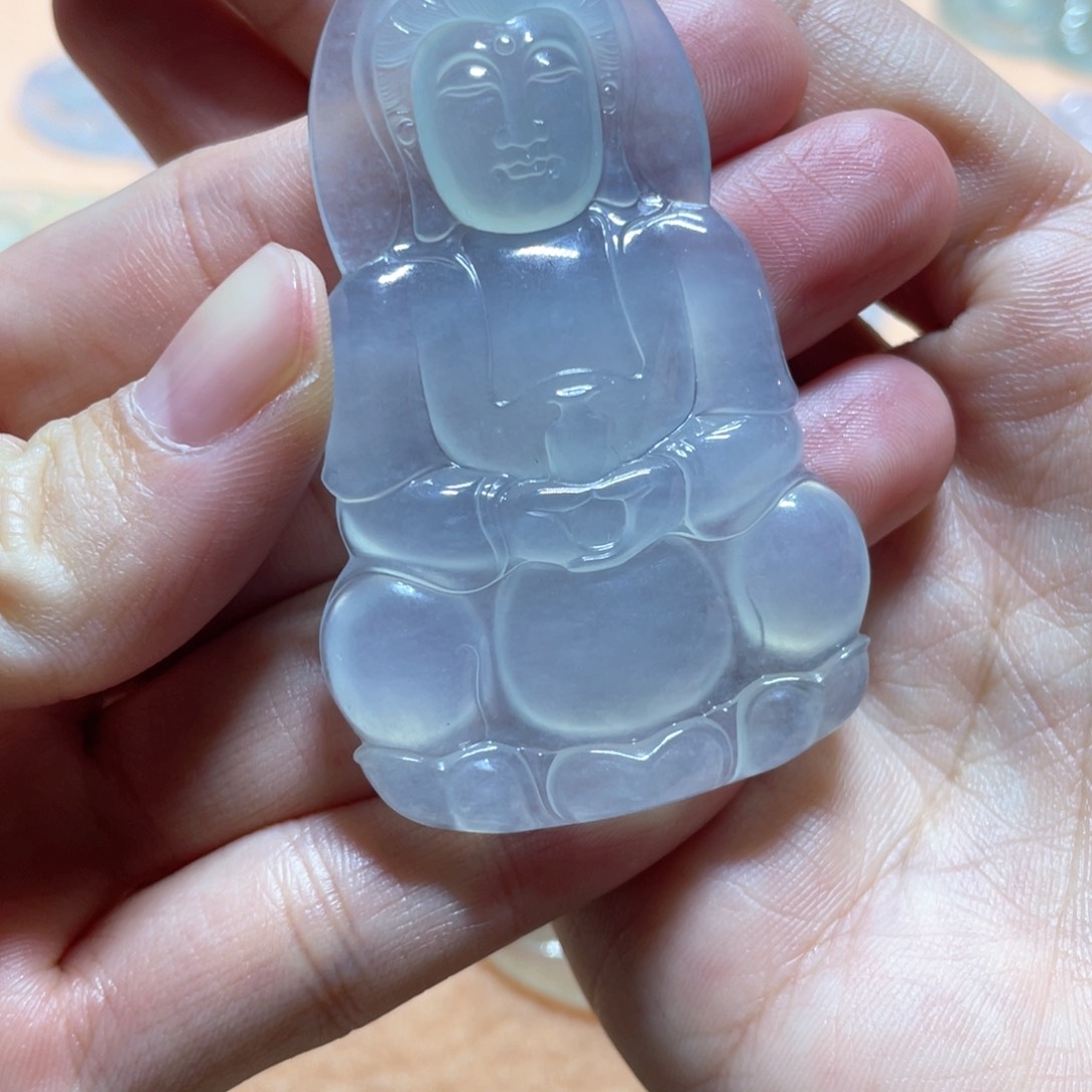 翡翠颈饰未镶嵌恬**咪缅甸翡翠