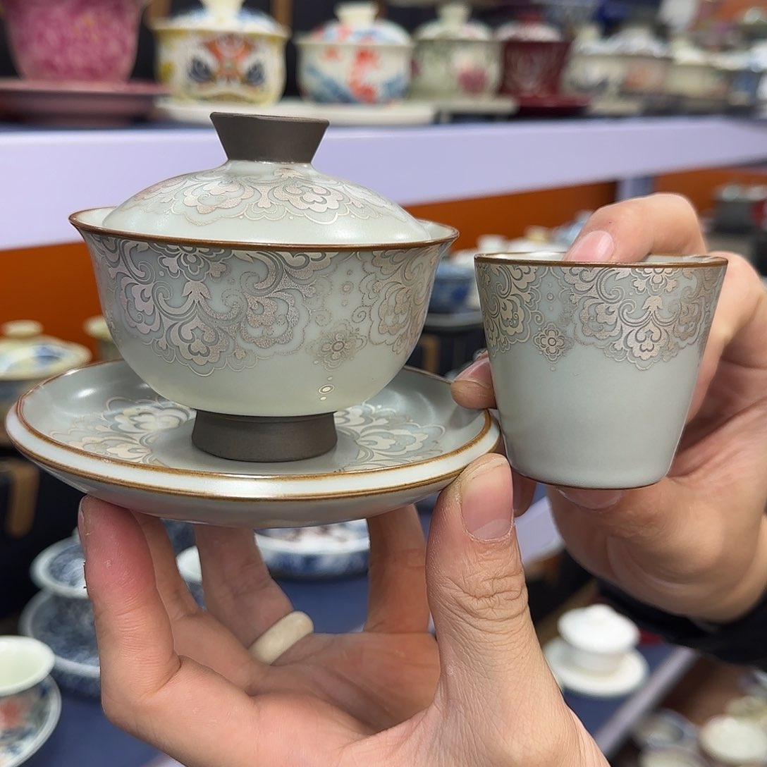 你在干嘛呢啊你在干嘛啊